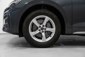 Audi Q5, 2.0, 120 kW, diesel, automatic, front-wheel drive