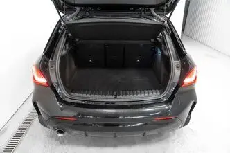 BMW 118, 1.5, 100 kW, bensiin, automaat