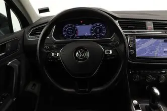 Volkswagen Tiguan, 2.0, 132 kW, petrol, automatic, four-wheel drive