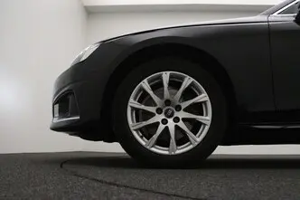 Audi A4, 2.0, 110 kW, hybrid, automatic, front-wheel drive