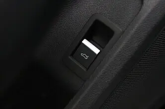 Audi A4, 2.0, 110 kW, hybrid, automatic, front-wheel drive