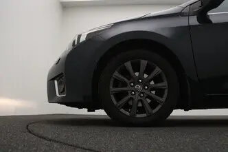 Toyota Corolla, 1.6, 97 kW, bensiin, automaat, esivedu