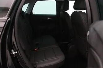 Opel Crossland X, 1.5, 81 kW, дизель, механическая, передний привод