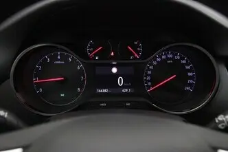 Opel Crossland X, 1.5, 81 kW, дизель, механическая, передний привод