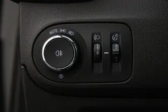 Opel Crossland X, 1.5, 81 kW, дизель, механическая, передний привод
