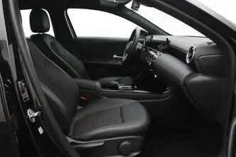 Mercedes-Benz A 200, 1.3, 120 kW, bensiin, automaat, esivedu
