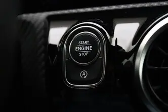 Mercedes-Benz A 200, 1.3, 120 kW, bensiin, automaat, esivedu