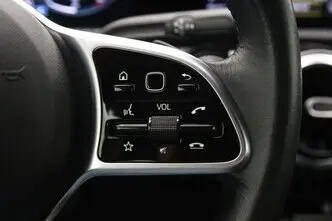 Mercedes-Benz A 200, 1.3, 120 kW, bensiin, automaat, esivedu