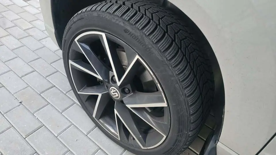 Škoda Karoq, 2.0, 140 kW, бензин, автомат, полный привод