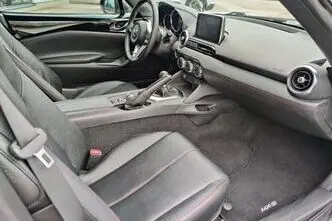 Mazda MX-5, 2.0, 118 kW, bensiin, manuaal, tagavedu