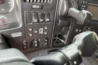Scania P410, 302 kW, diisel, automaat