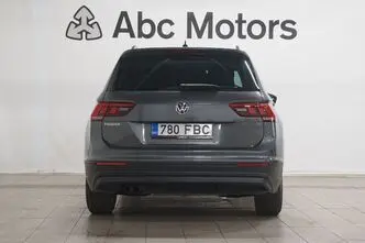 Volkswagen Tiguan, 1.5, 110 kW, бензин, автомат, передний привод