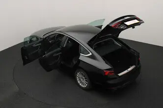 Audi A5, 2.0, 110 kW, гибрид, автомат, передний привод