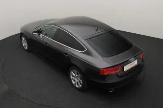 Audi A5, 2.0, 132 kW, petrol, manual, front-wheel drive
