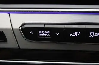 Audi Q7, 3.0, 190 kW, plug-in hybrid, automatic, four-wheel drive