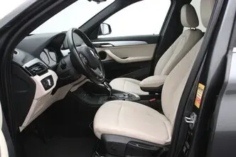 BMW X1, 2.0, 100 kW, diesel, automatic, front-wheel drive