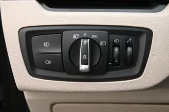 BMW X1, 2.0, 100 kW, diesel, automatic, front-wheel drive