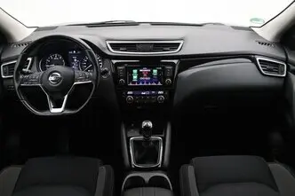 Nissan Qashqai, 1.3, 103 kW, petrol, manual, front-wheel drive