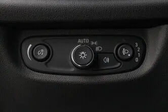 Opel Insignia, 1.5, 103 kW, petrol, manual, front-wheel drive