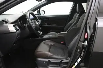 Toyota C-HR, 1.8, 72 kW, hybrid, automatic, front-wheel drive