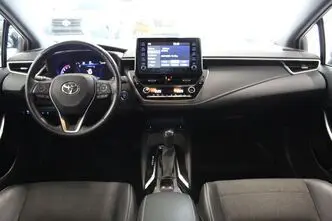 Toyota Corolla, 1.8, 72 kW, hybrid, automatic, front-wheel drive