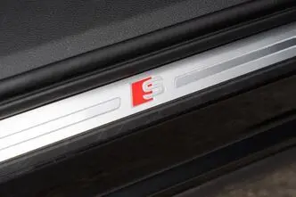 Audi e-tron, 230 kW, electric, automatic, four-wheel drive