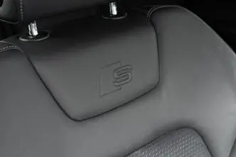 Audi e-tron, 230 kW, electric, automatic, four-wheel drive
