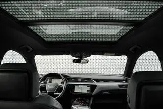 Audi e-tron, 300 kW, elekter, automaat, nelikvedu