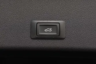 Audi e-tron, 300 kW, elekter, automaat, nelikvedu