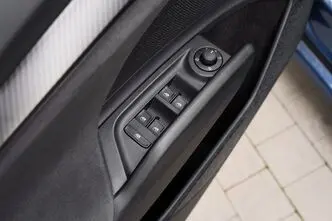 Škoda Enyaq, 221 kW, elekter, automaat, nelikvedu