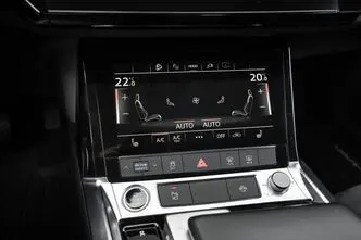 Audi e-tron, 300 kW, электричество, автомат, полный привод