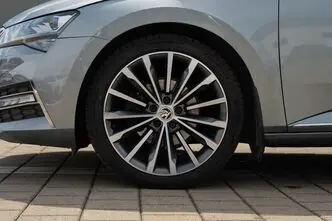 Škoda Superb, 2.0, 140 kW, diisel, automaat, nelikvedu