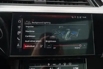 Audi e-tron, 370 kW, electric, automatic, four-wheel drive
