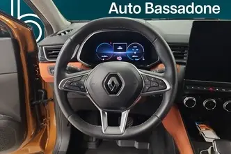 Renault Captur, 1.6, 68 kW, подключаемый гибрид, автомат, передний привод
