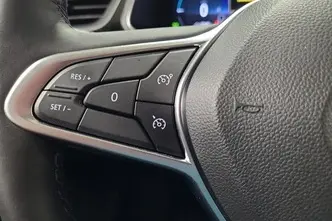 Renault Captur, 1.6, 68 kW, подключаемый гибрид, автомат, передний привод