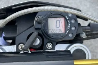 0.1, 2 kW, бензин, механическая, задний привод