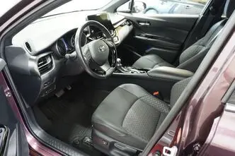 Toyota C-HR, 1.8, 72 kW, гибрид, автомат, передний привод