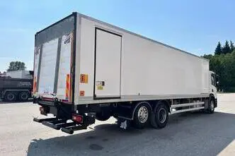 Scania P370, 272 kW, automaat