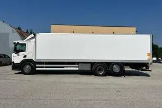Scania P370, 272 kW, automaat