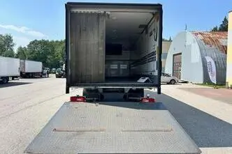 Scania P370, 272 kW, automaat