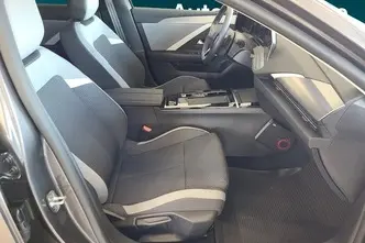 Opel Astra, 1.2, 96 kW, bensiin, automaat, esivedu