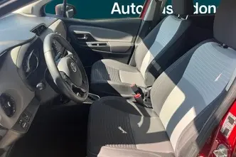 Toyota Yaris, 1.5, 74 kW, hübriid, automaat, esivedu