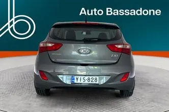 Hyundai i30, 1.6, 99 kW, bensiin, manuaal, esivedu