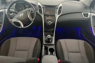 Hyundai i30, 1.6, 99 kW, bensiin, manuaal, esivedu