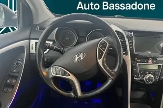 Hyundai i30, 1.6, 99 kW, bensiin, manuaal, esivedu