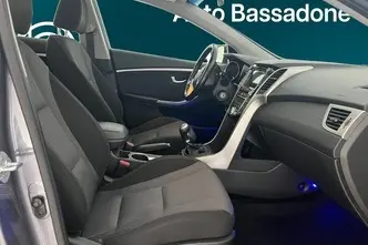 Hyundai i30, 1.6, 99 kW, bensiin, manuaal, esivedu