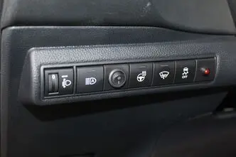 Toyota Corolla, 1.8, 72 kW, hybrid, automatic, front-wheel drive