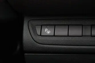 Peugeot 2008, 1.6, 88 kW, bensiin, manuaal, esivedu