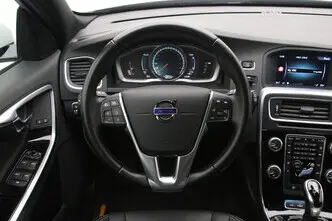 Volvo V60, 2.4, 120 kW, pistikhübriid, automaat, nelikvedu