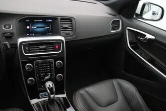 Volvo V60, 2.4, 120 kW, pistikhübriid, automaat, nelikvedu